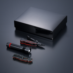 Optima Set III-B: multitööriist, päästenuga ja suur taskulamp